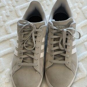 Adidas Men's Light Gray and White Sneakers